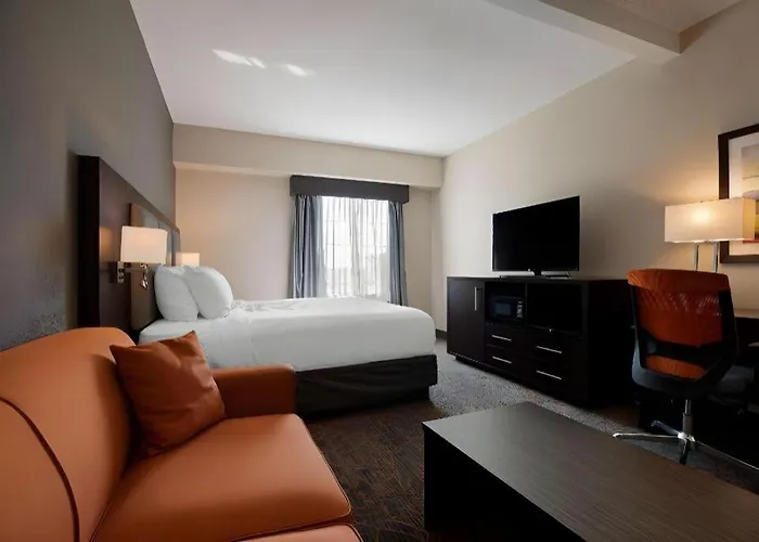 Best Western Plus Executive Inn